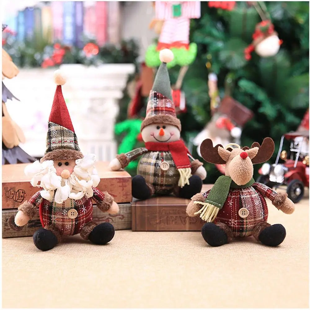 Holly Cheer Christmas Dolls